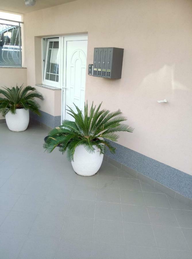 Apartment Miskovic Makarska Zewnętrze zdjęcie